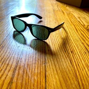 Ray-Ban New Wayfarer Sunglasses